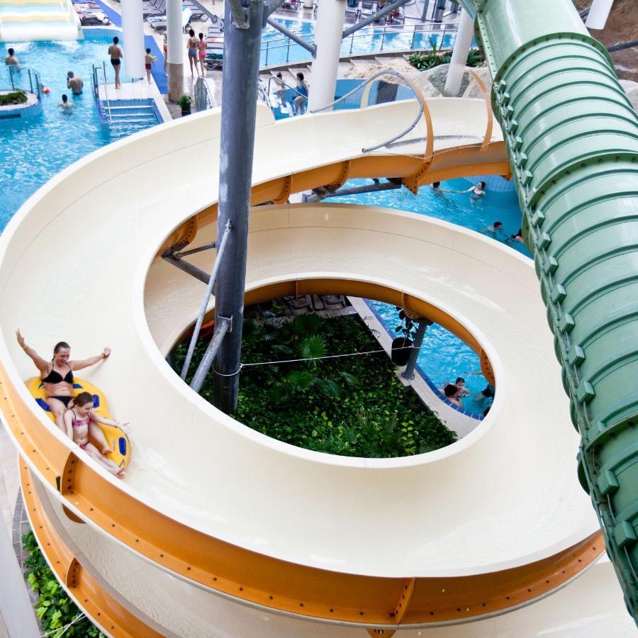 Holiday In Jula Exterior foto